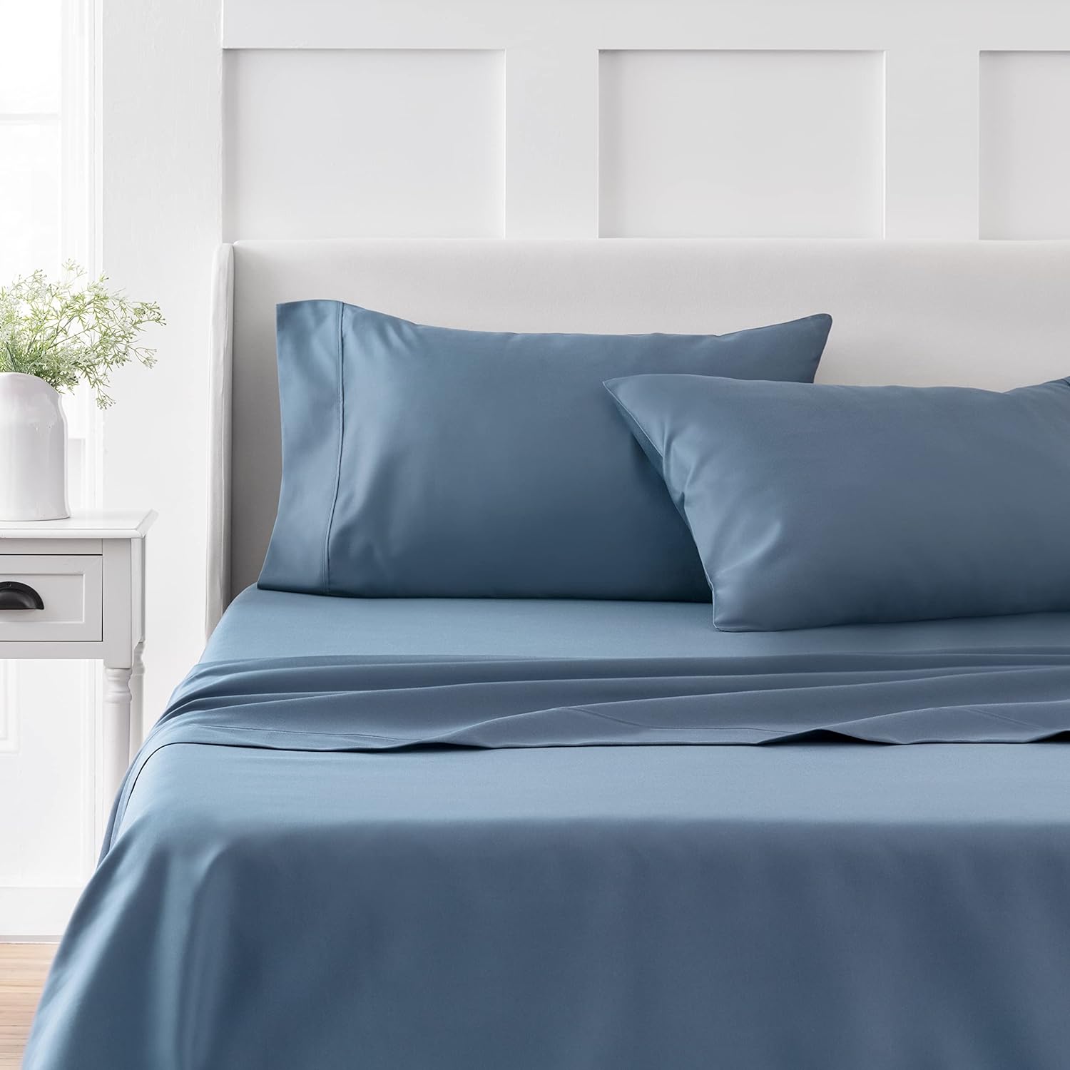 Egyptian linens cotton bedding features